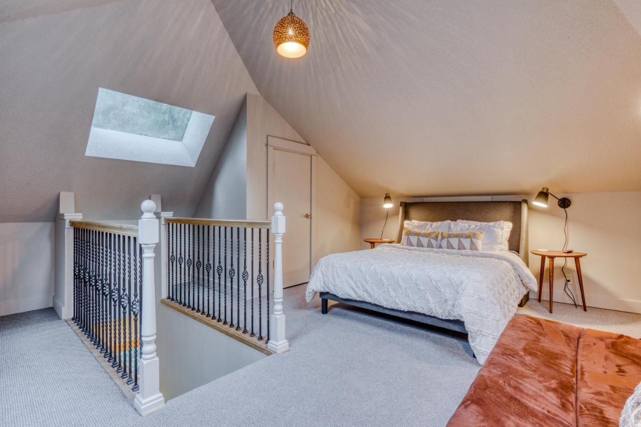 Вілла Hood Hideaway Welches Екстер'єр фото